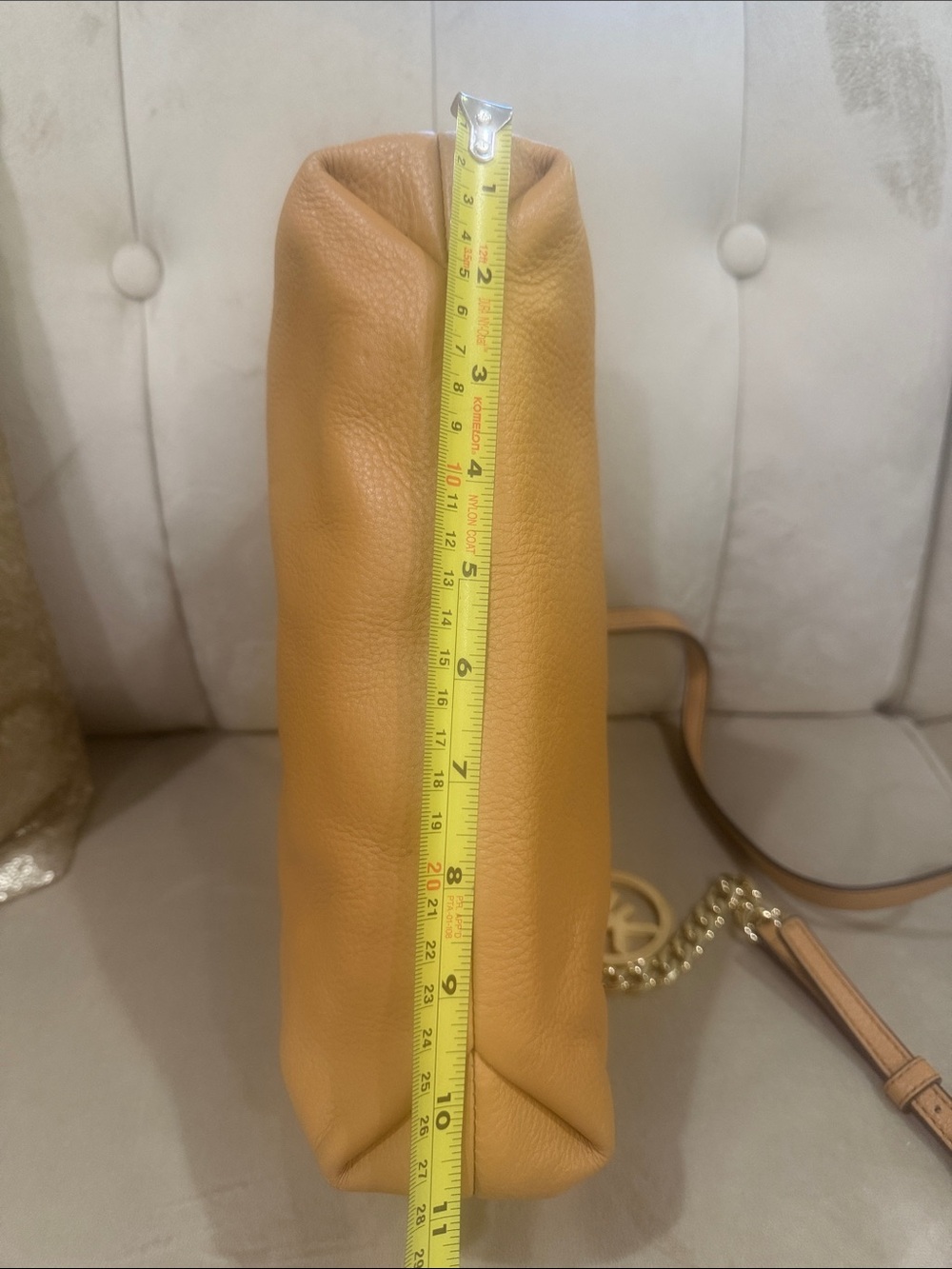 Michael Kors Camel/Tan Leather Crossbody with Gold keychain on the side. - Picture 3 of 8